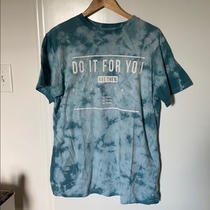 XL tie dye shirt